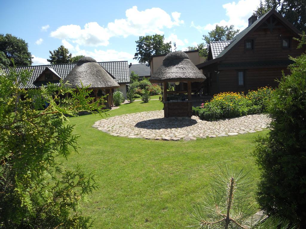 Dom Pod Lipa Villa Jaminy Exteriör bild